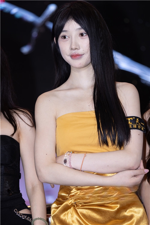 339710b5il1ivi12.jpg