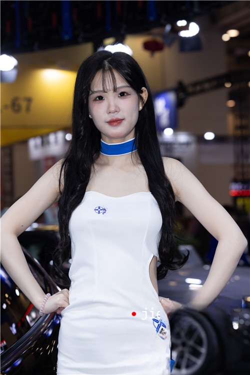 33920wxrwlogbgnd.jpg