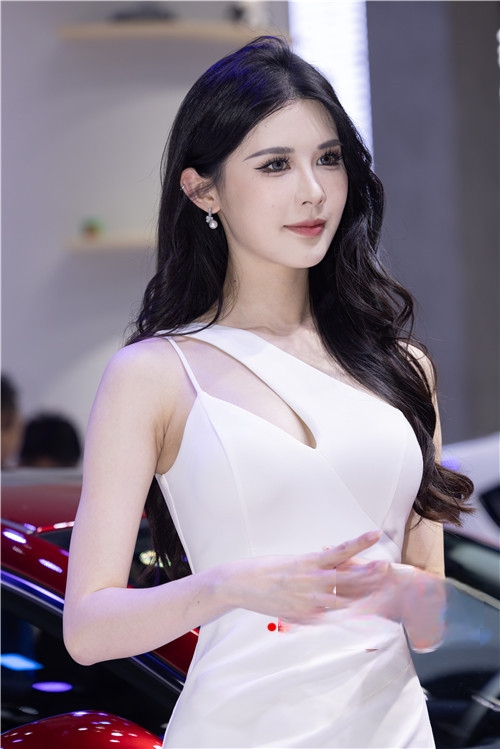 33423g5w02kakzpj.jpg