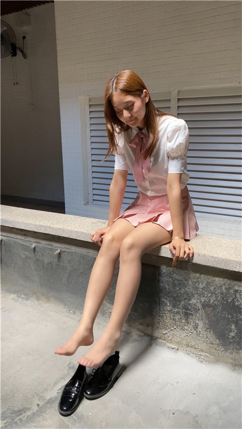 6237uaqwk4xch1b.jpg