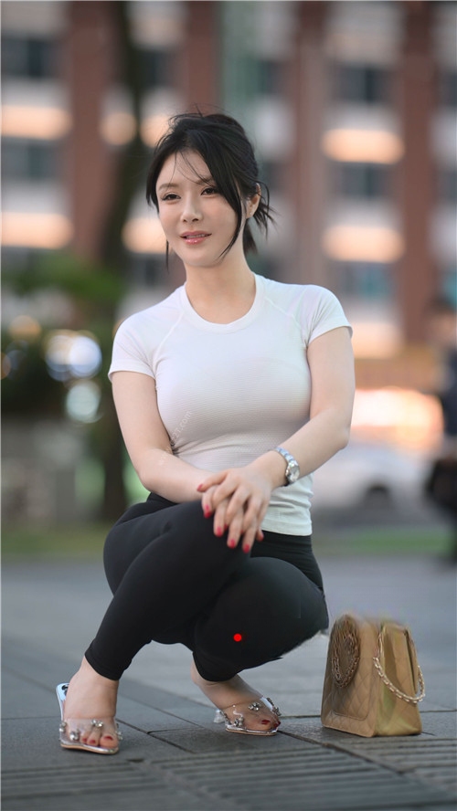 32570bhr4cnyrbr4.jpg