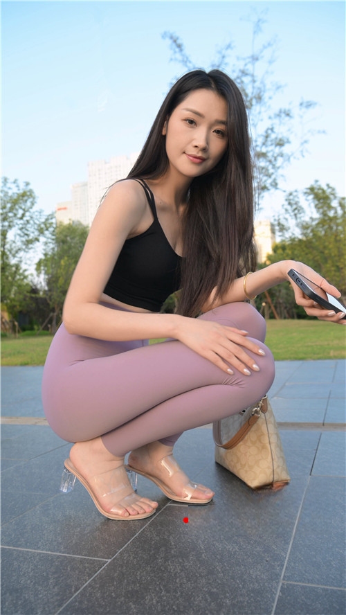 32395v2zf44mmdwy.jpg