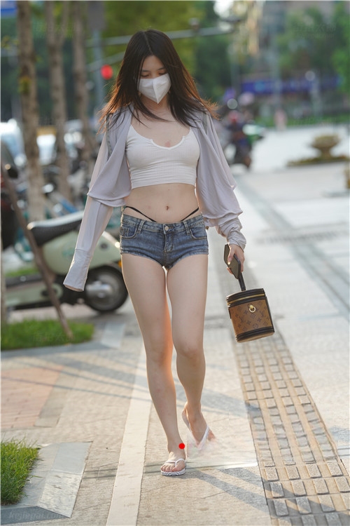 2613403yspocwqd5.jpg