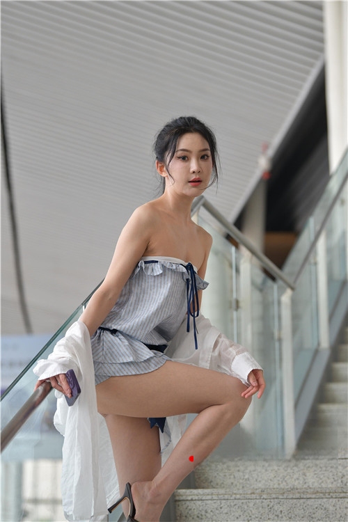 33858vvsu1n2yurf.jpg