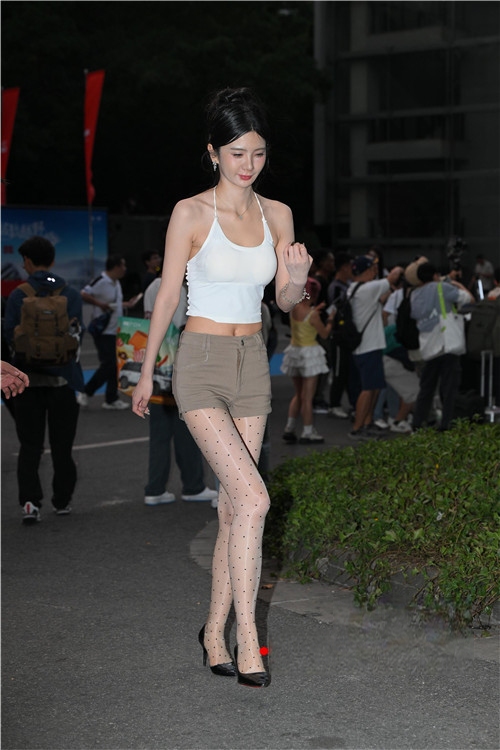 33515cb5tdqhpbgk.jpg