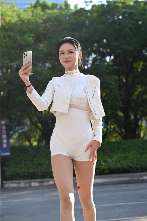 32961sy3bvvevmor.jpg
