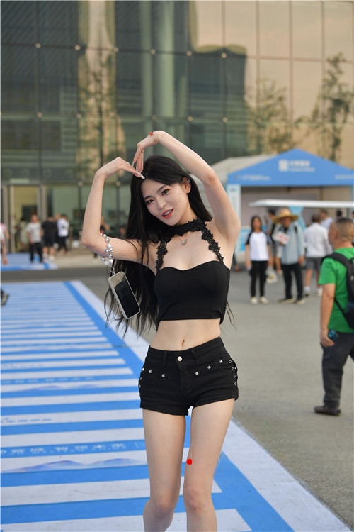 32610q1fnbaboiln.jpg