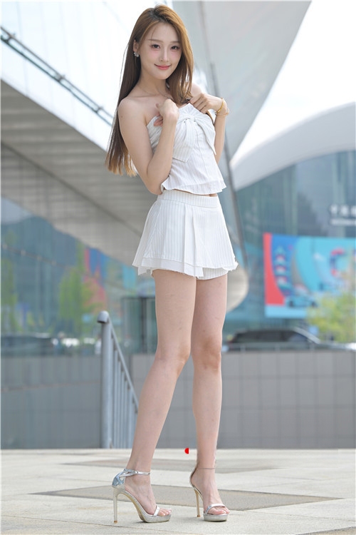 323672awq3sh5uz2.jpg