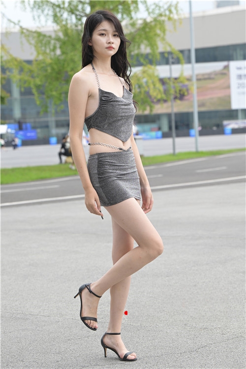 32296ejryu2h30vp.jpg