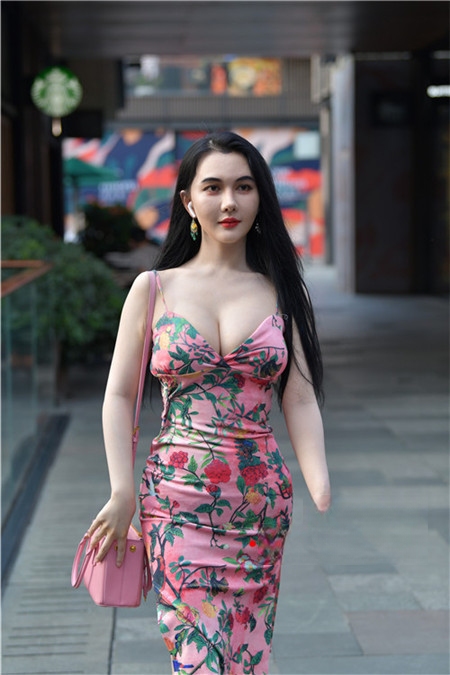 40432v1che2c4hf.jpg