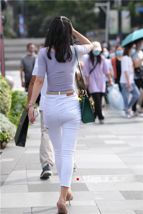 29703kfcan2vvpdq.jpg