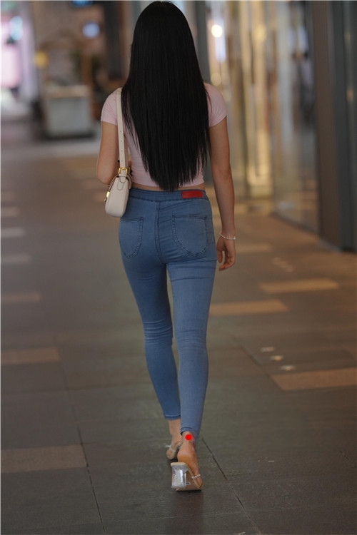 29083p4a4kqr04lc.jpg