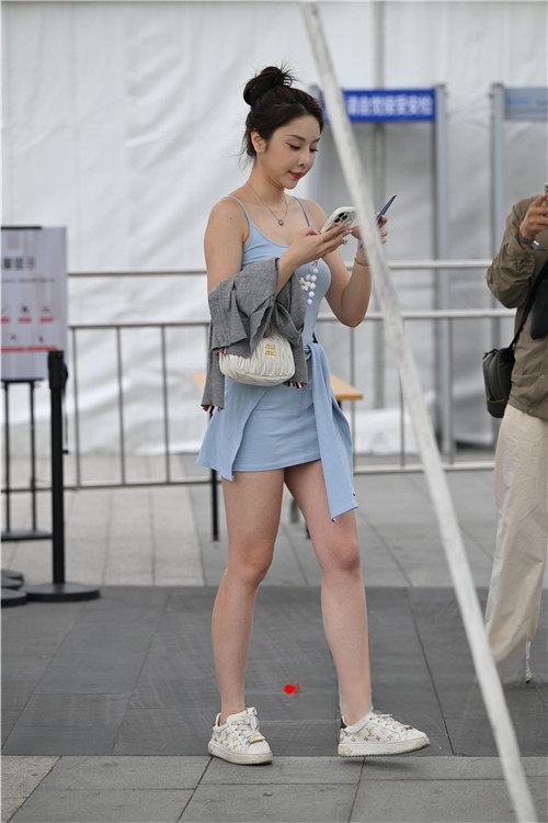 26166niniwa5wbkj.jpg