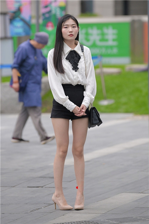 25661ijyldlpgkr5.jpg