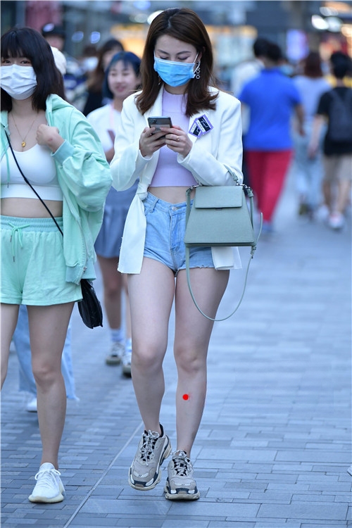 90291t0cs2fpoy5.jpg