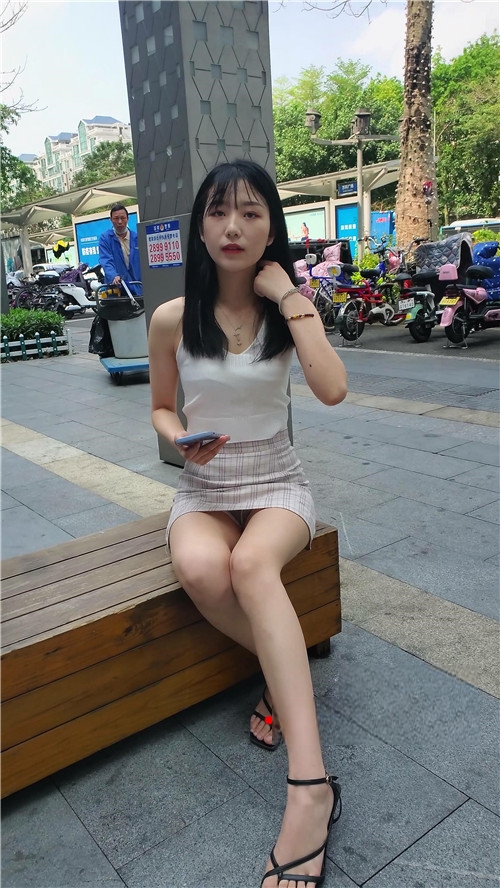21506qg2arajzk0j.jpg
