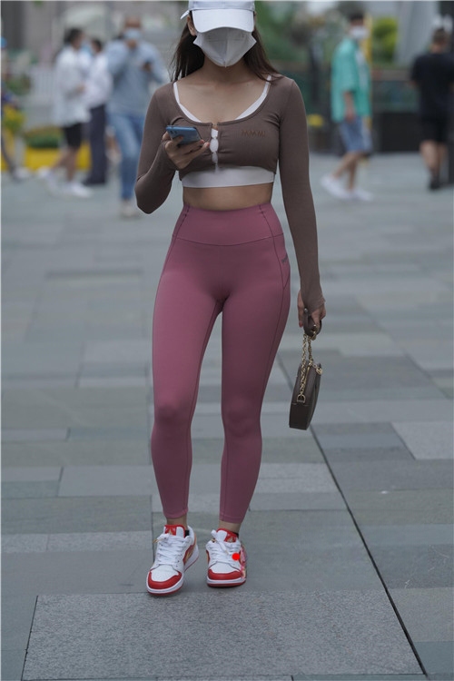 30558zzia5ct5lbw.jpg
