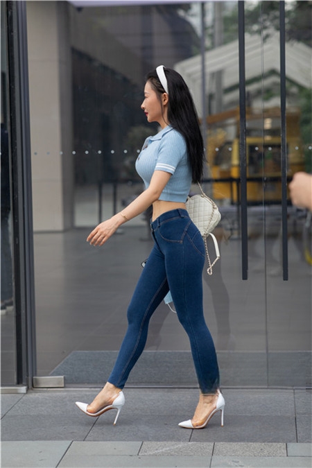 4040rldb5gddu0c.jpg