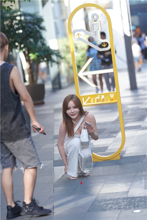 30255hoc5rrebzo4.jpg