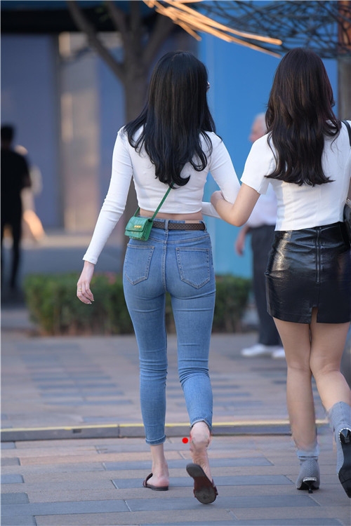 30227g1bueodn5ux.jpg