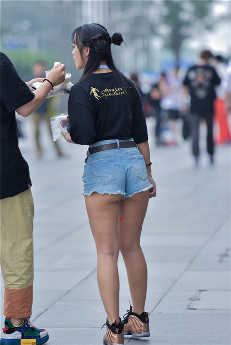 59785xelcxcg1yw.jpg