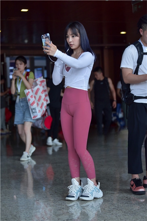 5818upocuytiilw.jpg
