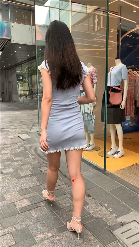 6768mvht44co2sy.jpg
