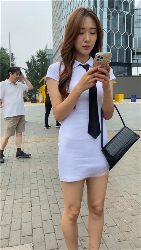 6763twck3k5i2qj.jpg