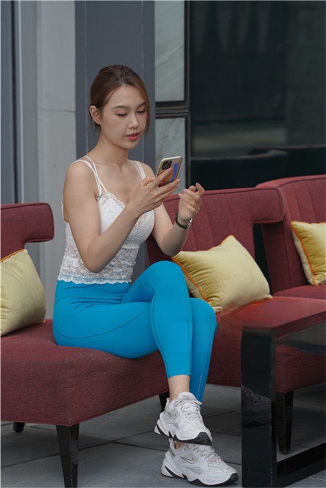 6452ry4cd2a1znc.jpg