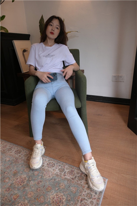 6405kpufvrtlbu4.jpg