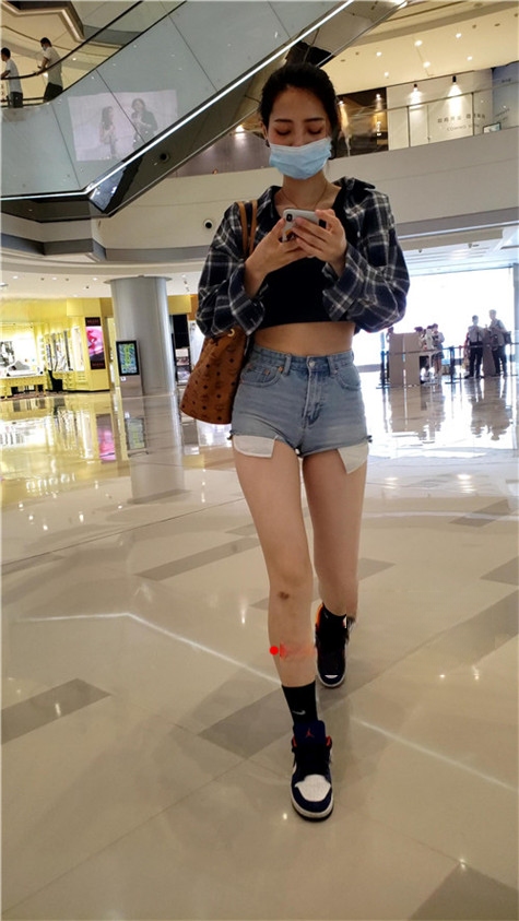 6392p14ep5ovpjm.jpg