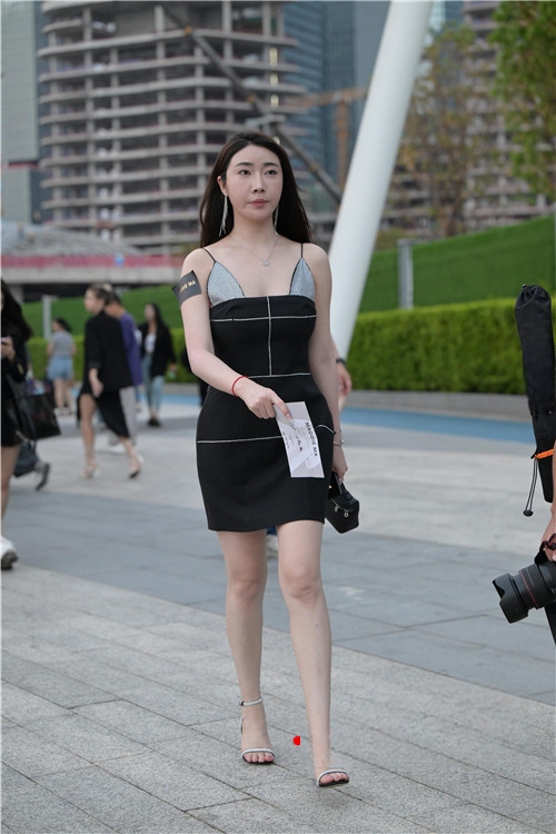 32858z3dpfmvrx3y.jpg