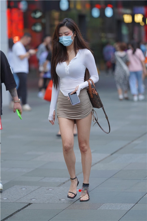 324854lwdajh4wzi.jpg