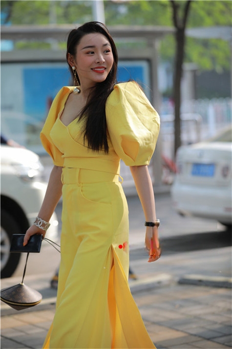 6099swmzk3k41f4.jpg