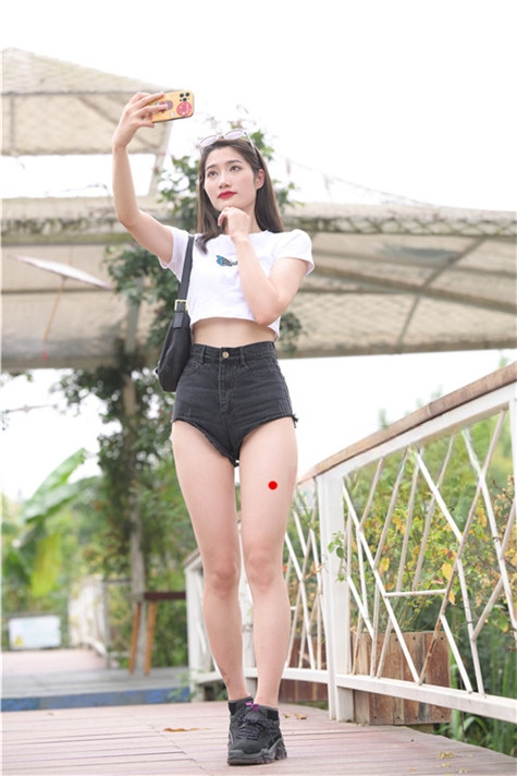 6304uvleg403hjq.jpg