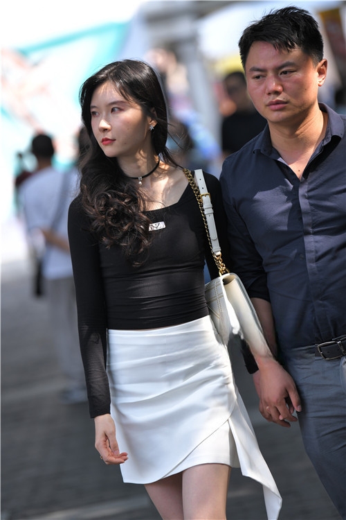 7981lu0pmunxxt2.jpg