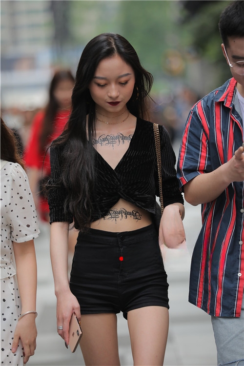 77780ske4jjksb5.jpg