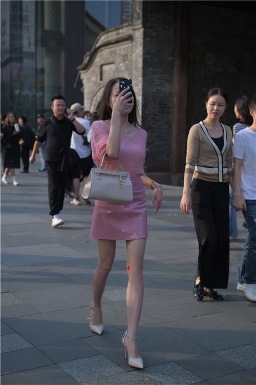 7834p5cu53qyw3c.jpg