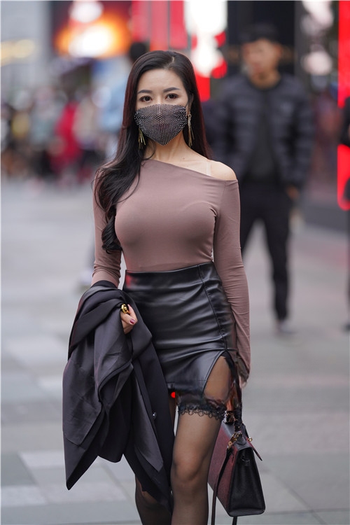 7534kodnvfzci2m.jpg