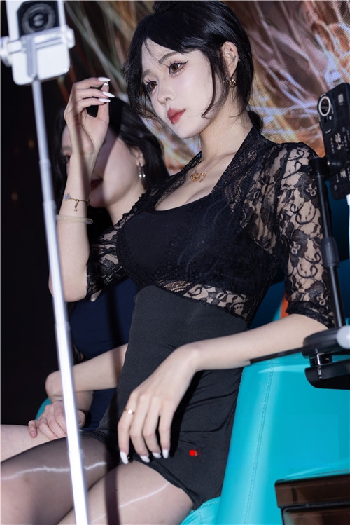 32423cxjh2hkhkvz.jpg