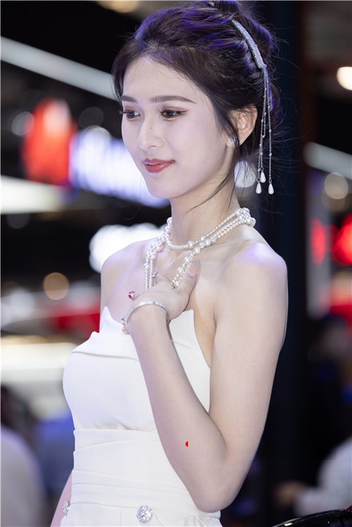 324052swdndqbt5a.jpg