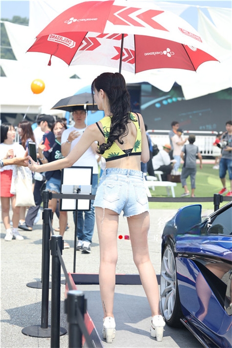 6167pk0ykpswp03.jpg