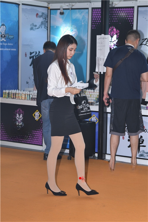 10699luez31fch1s.jpg