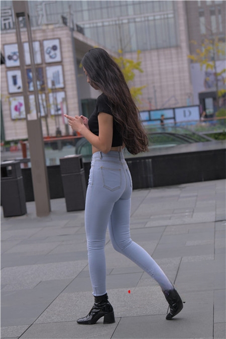 3234vnlp5xhctvs.jpg