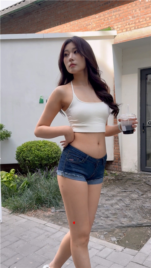 323763la5lfbm5oo.jpg