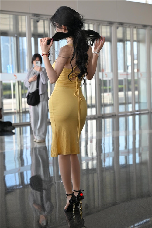 30707oluz0xgy4g4.jpg