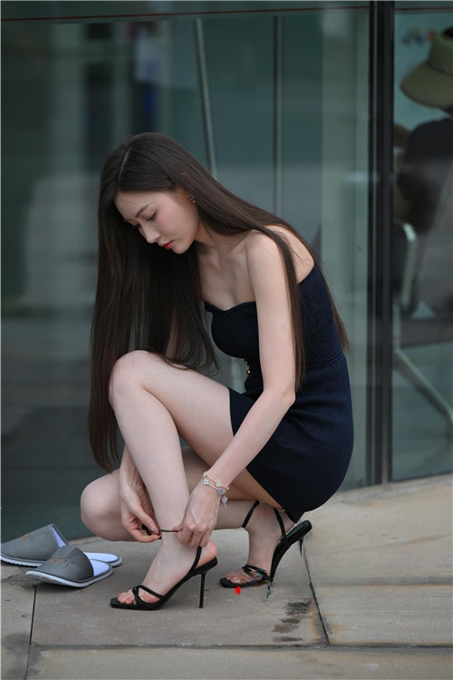 30652t45x1w30qvr.jpg
