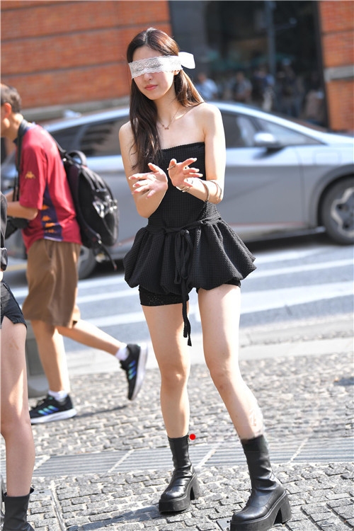 27837r5hjmae4m4l.jpg