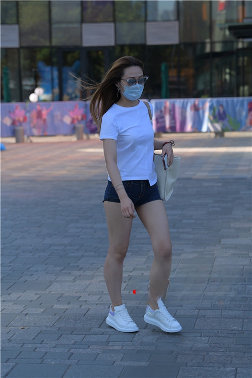 83972bo0o53qgmr.jpg