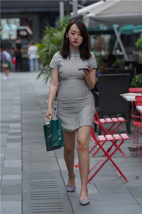 80271dvizugxuyn.jpg